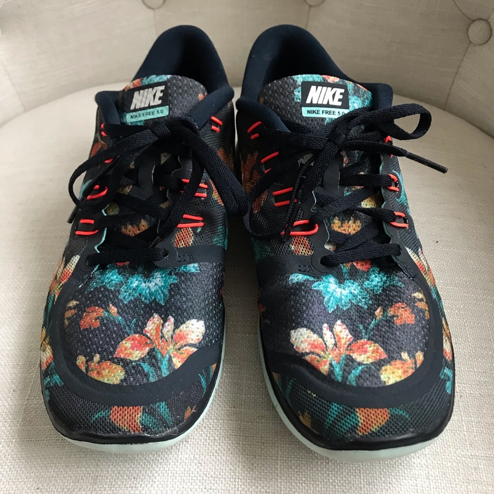 Floral Nike Free Runs 5.0